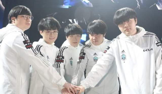 从中获得灵 从中获得灵