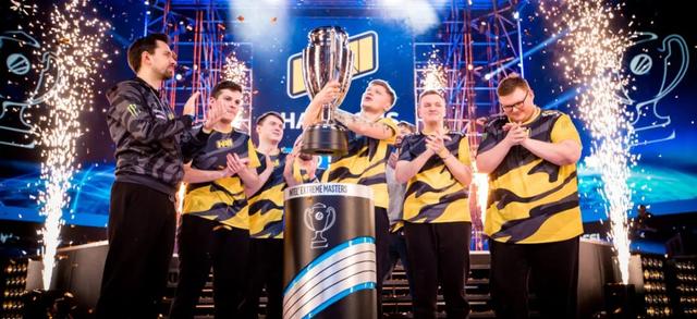 职业生涯的 职业生涯的