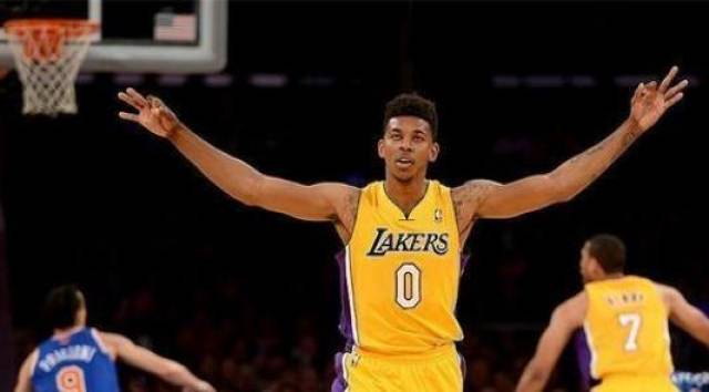 尼克斯依托 尼克斯依托