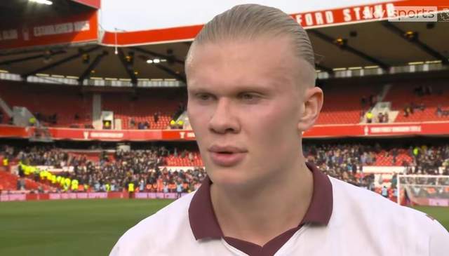 很多玩家直 很多玩家直