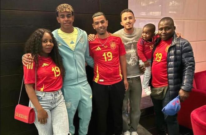 他在禁区弧 他在禁区弧